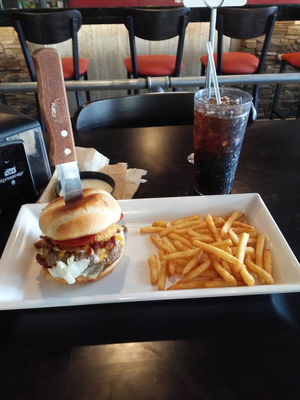 Round Table Clubhouse | meal delivery | 616 NE 81st St, Vancouver, WA 98665, USA | 3605741666 OR +1 360-574-1666