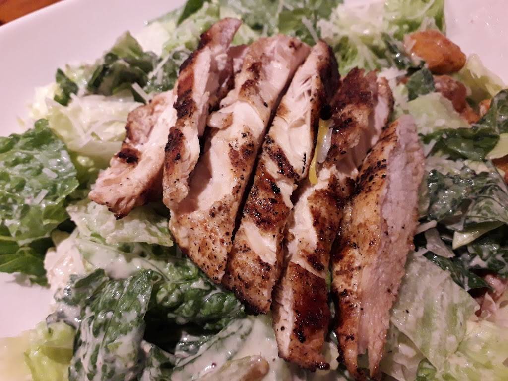 Outback Steakhouse | restaurant | 45 Mazzeo Dr, Randolph, MA 02368, USA | 7819619778 OR +1 781-961-9778