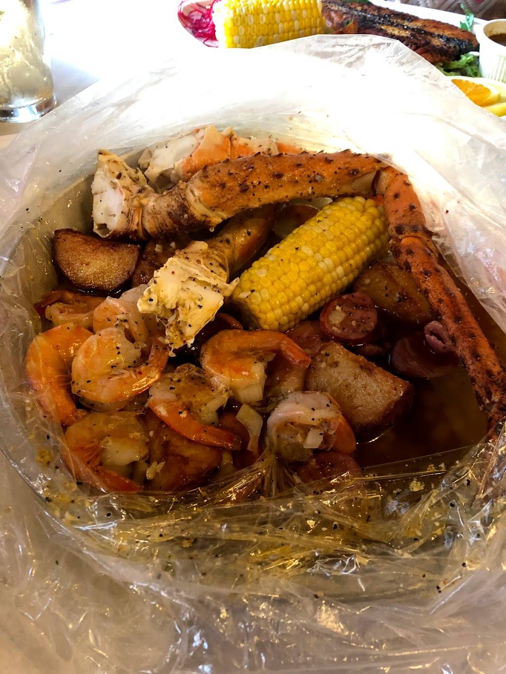 Seafood Harbor | restaurant | 544 Jefferson Rd, Rochester, NY 14623, USA | 5854278868 OR +1 585-427-8868