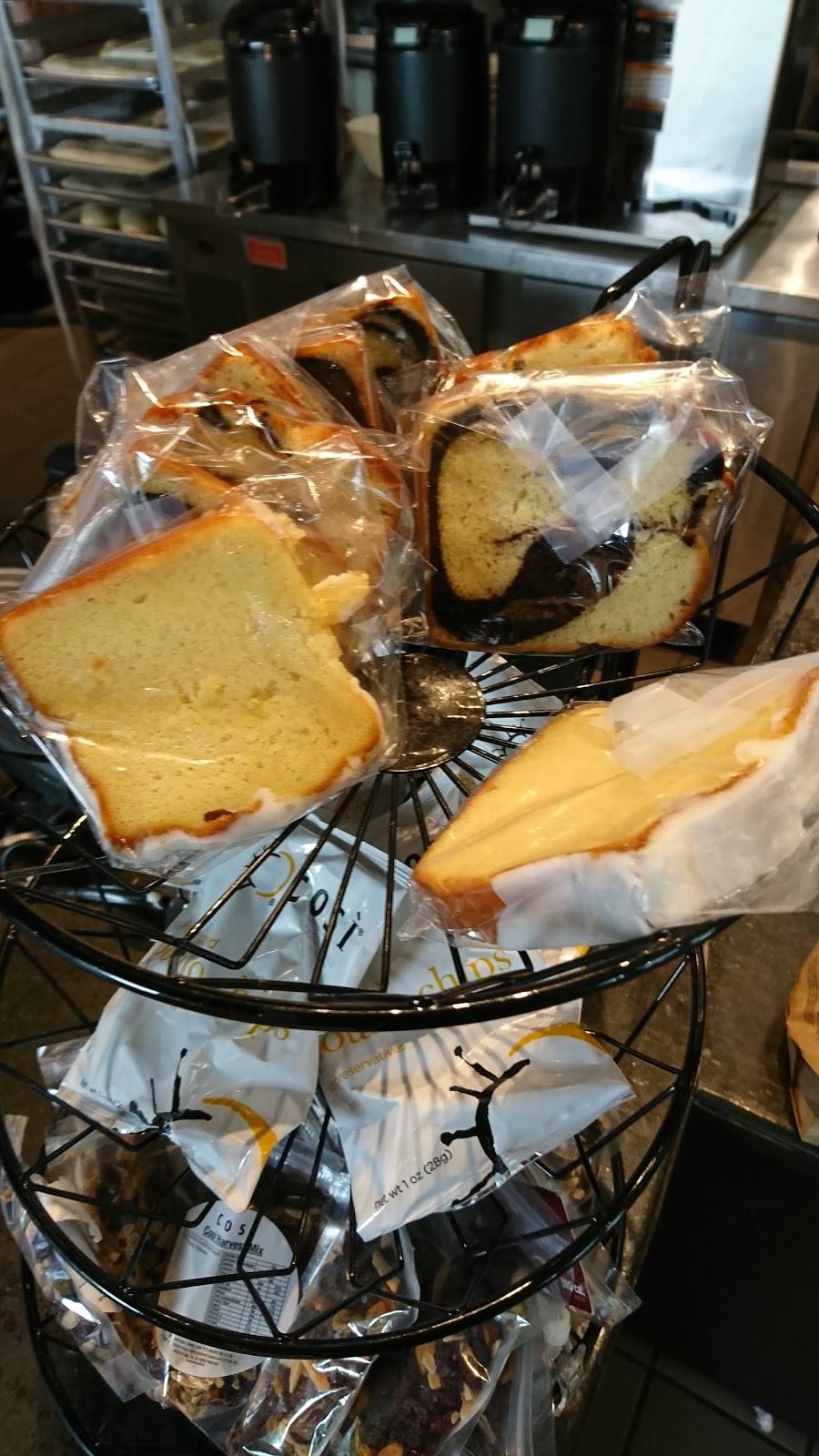 Cosi | meal takeaway | 700 11th St NW, Washington, DC 20001, USA | 2028240730 OR +1 202-824-0730