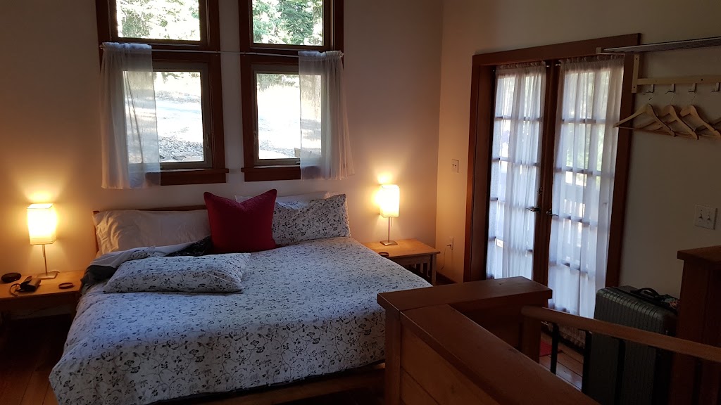 Green Springs Inn & Cabins | restaurant | 11470 OR-66, Ashland, OR 97520, USA | 8774115545 OR +1 877-411-5545