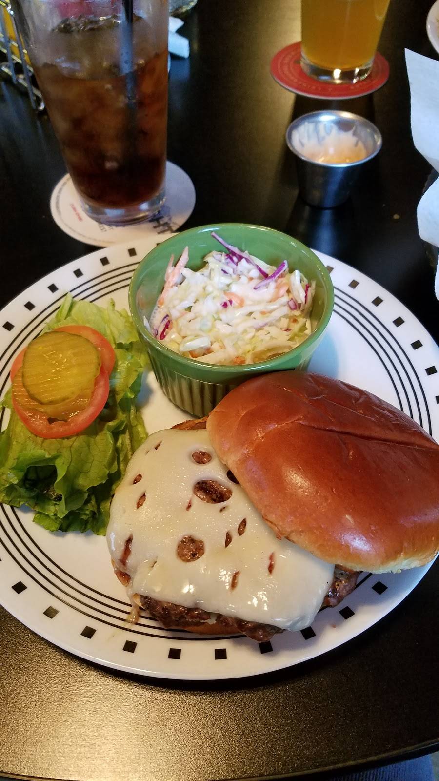 Judys Barge Inn???????????? | restaurant | 600 W Front St, Buffalo, IA 52728, USA | 5634241478 OR +1 563-424-1478