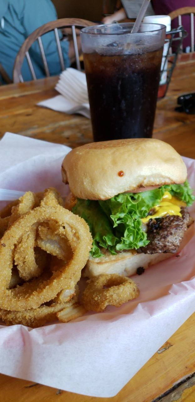 Taproom | restaurant | 129 E Hopkins St, San Marcos, TX 78666, USA | 5123929824 OR +1 512-392-9824