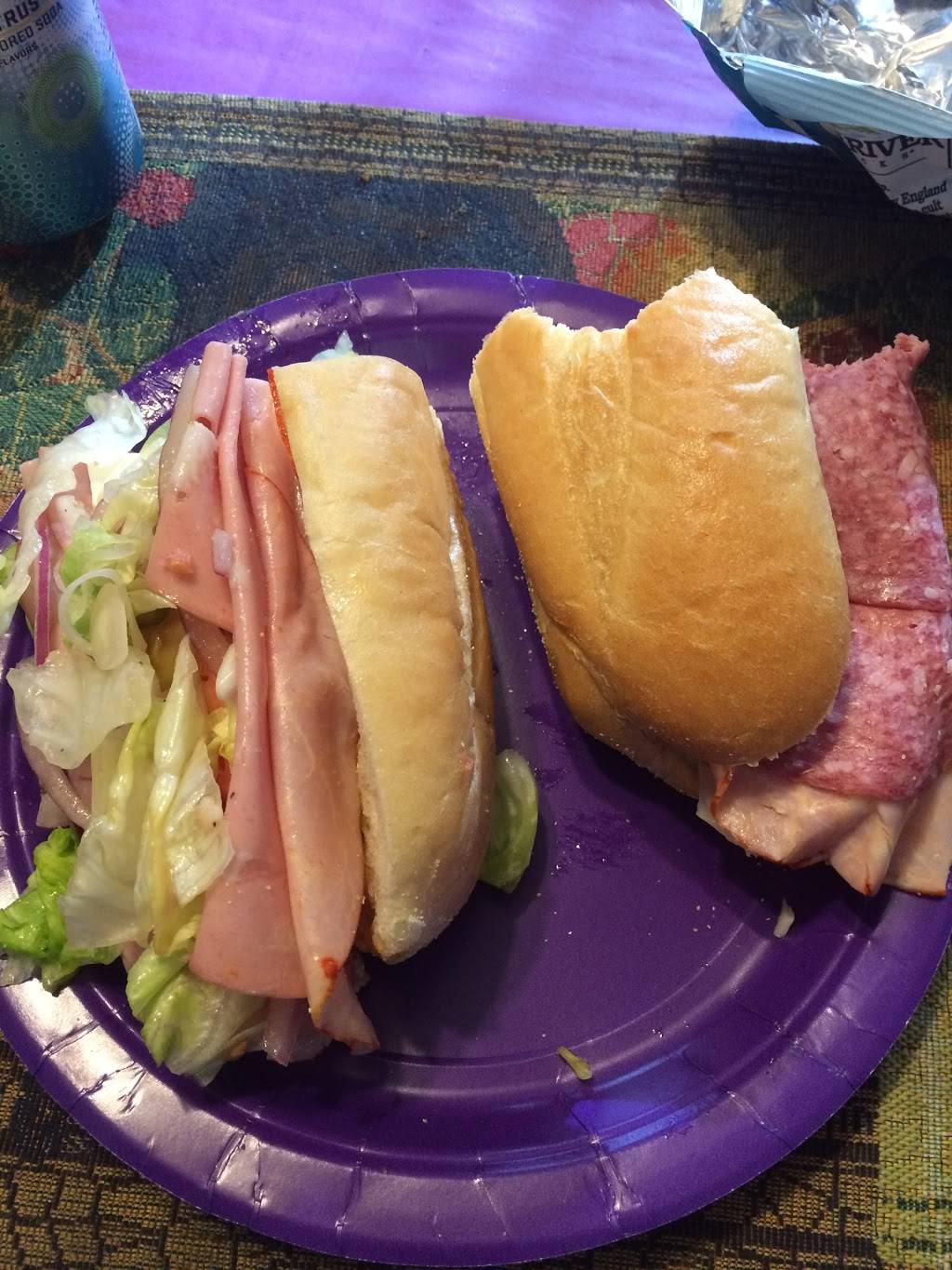 Oxford Market, Oxford Mass | cafe | 676 Main St, North Oxford, MA 01537, USA | 5087316042 OR +1 508-731-6042