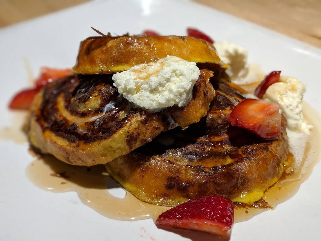 Matchbox Vintage Pizza Bistro | restaurant | 1100 S Hayes St h20, Arlington, VA 22202, USA | 7033403884 OR +1 703-340-3884