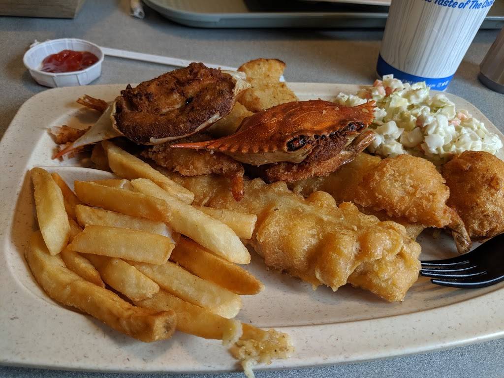 Captain Ds | restaurant | 1212 Manchester Expy, Columbus, GA 31904, USA | 7063275104 OR +1 706-327-5104