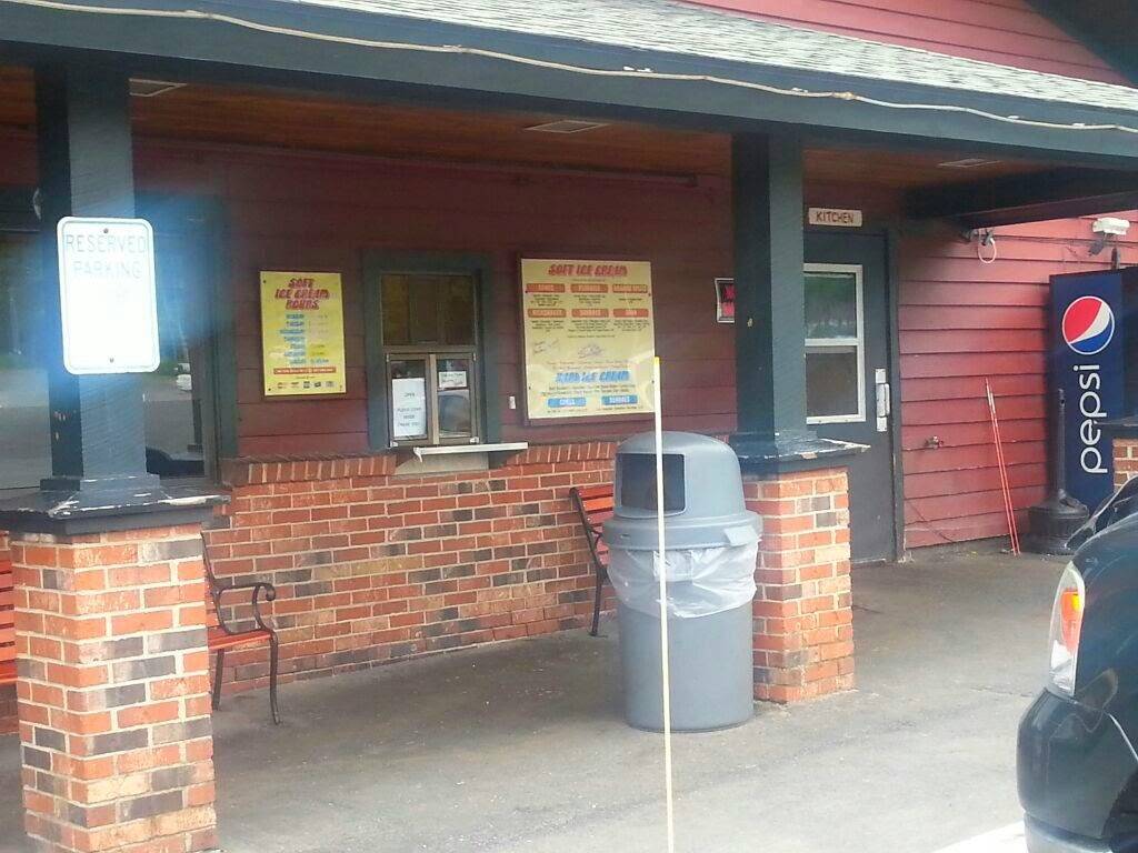 Grist Mill | restaurant | 3039 County Rte 26, Parish, NY 13131, USA | 3156257691 OR +1 315-625-7691