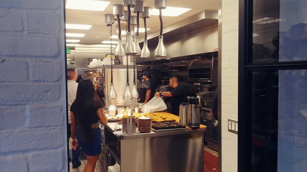 Playa Mesa | restaurant | 428 E 17th St, Costa Mesa, CA 92627, USA | 9492875292 OR +1 949-287-5292