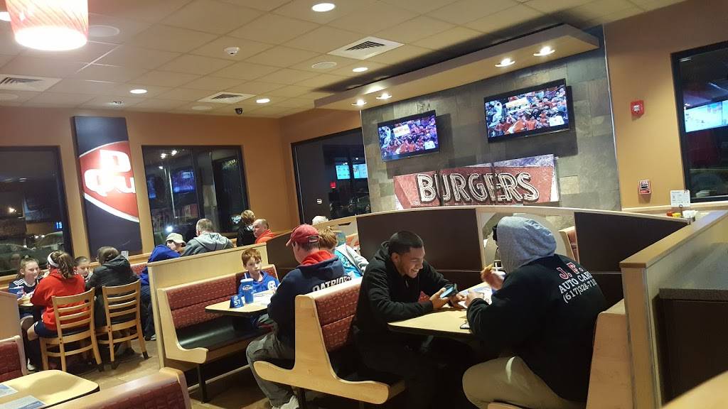 Dairy Queen Grill & Chill | restaurant | 579 Washington St, Hanover, MA 02339, USA | 7819241139 OR +1 781-924-1139