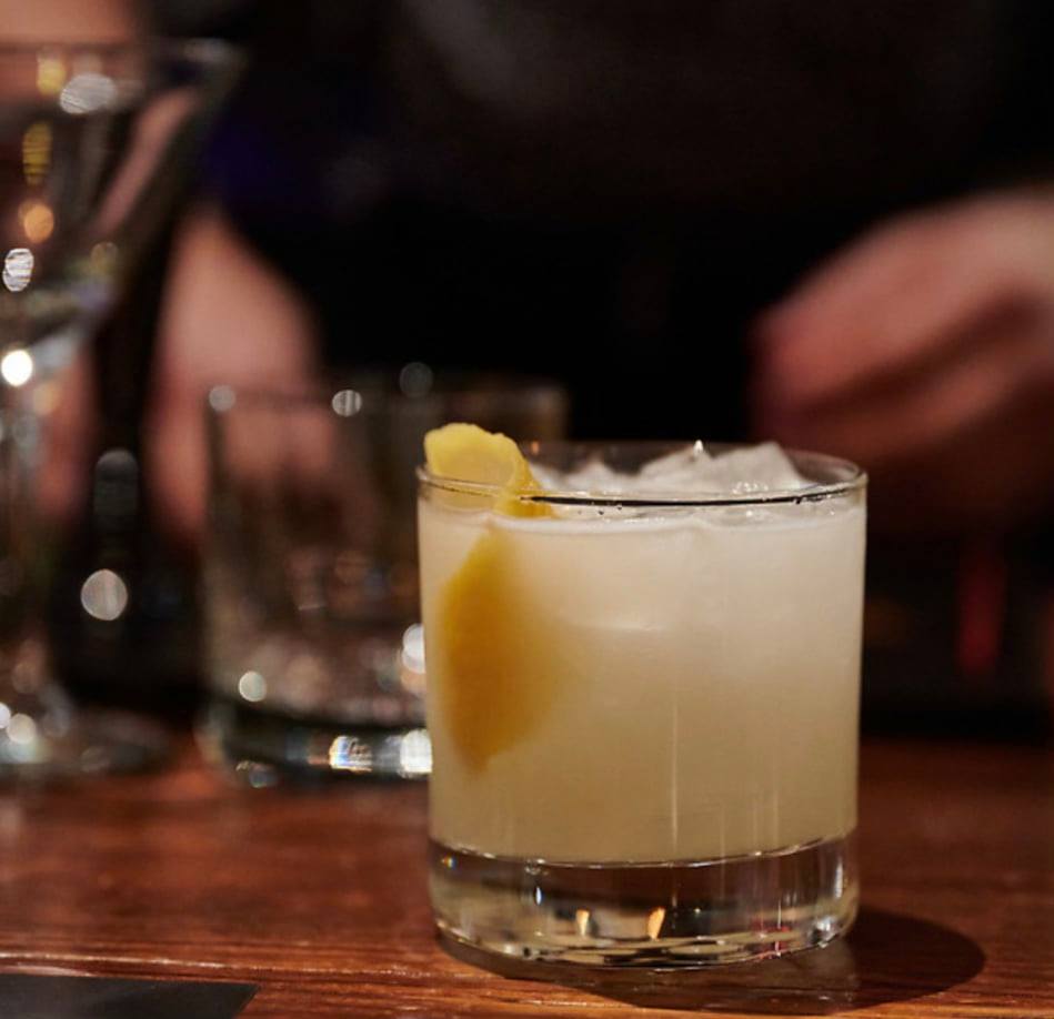 The Woolly Bugger at Sankoty Lakes | restaurant | 1583 Spring Bay Rd, East Peoria, IL 61611, USA | 3095701211 OR +1 309-570-1211