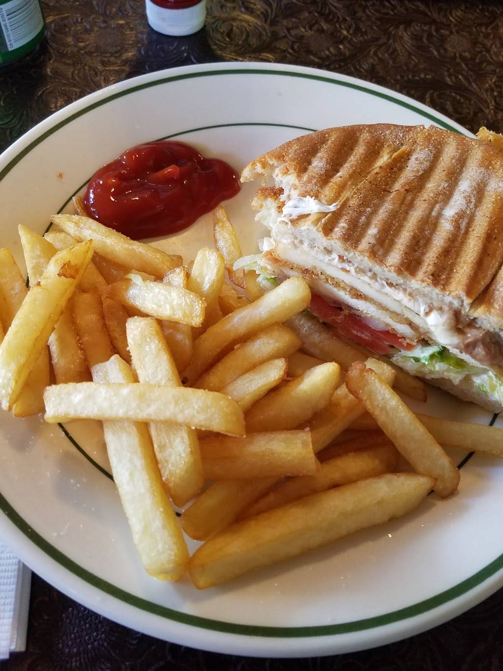 San Cristobal | restaurant | 52 Cottage St, Middletown, NY 10940, USA | 8457754373 OR +1 845-775-4373