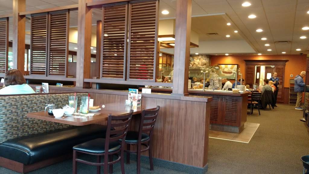 Russ Restaurant | restaurant | 3966 Plainfield Ave NE, Grand Rapids, MI 49525, USA | 6163617545 OR +1 616-361-7545