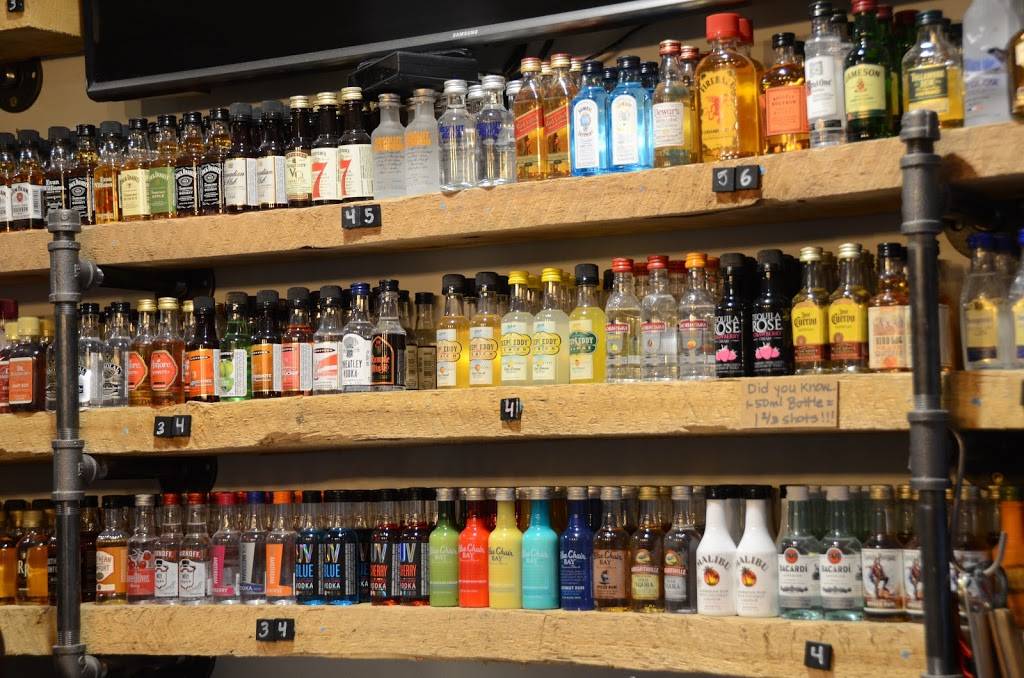 Shoebox Gaming Pub | restaurant | 104 Pearl St, Teutopolis, IL 62467, USA | 2178136064 OR +1 217-813-6064