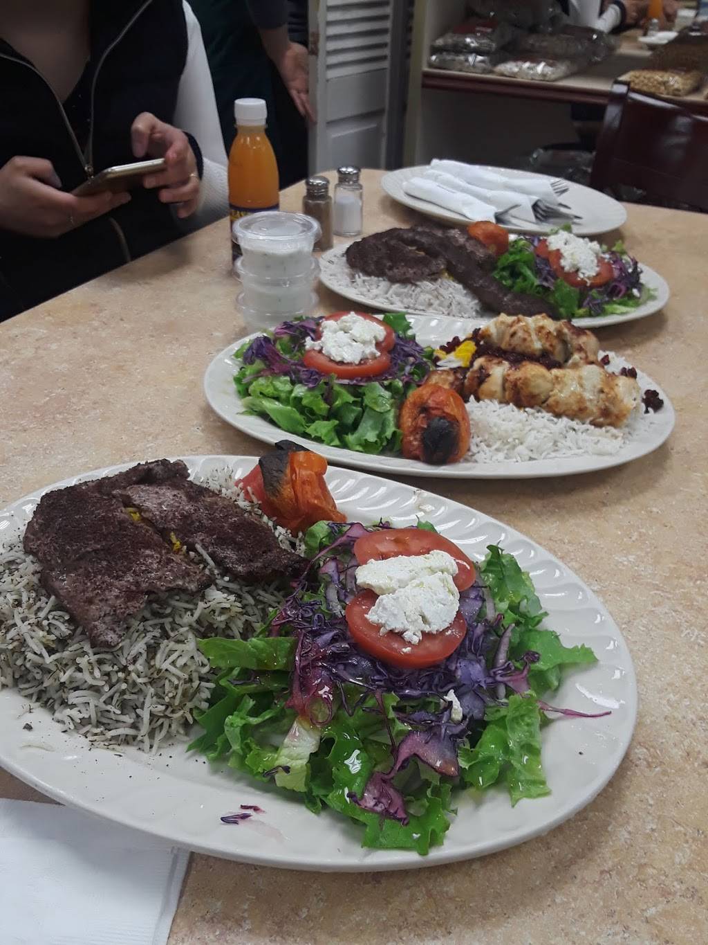 International Market & Grill | restaurant | 3211 Holiday Ct #100, La Jolla, CA 92037, USA | 8585359700 OR +1 858-535-9700