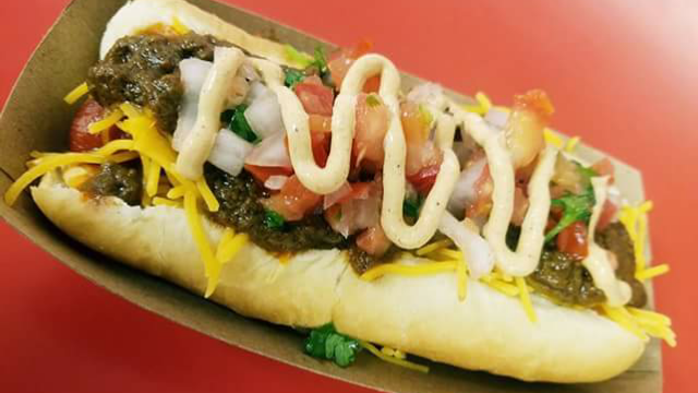 Eastons | restaurant | 3407 S Mooney Blvd, Visalia, CA 93277, USA | 5597443644 OR +1 559-744-3644