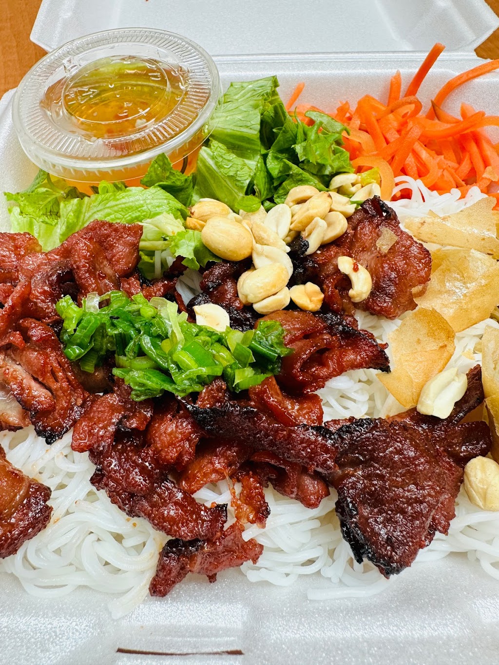 3 Girls Pho and Eggrolls | restaurant | 5111 Rogers Ave FC5, Fort Smith, AR 72903, USA | 4795614777 OR +1 479-561-4777