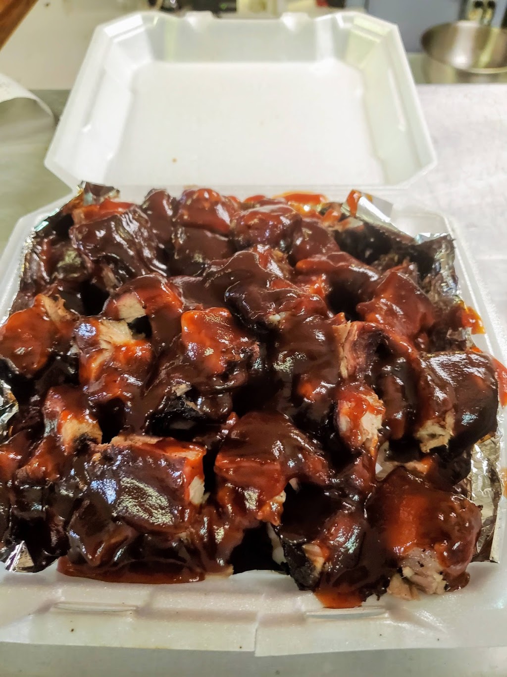 Mcneals BBQ Shack | restaurant | 1209 Arlington Ave, Davenport, IA 52803, USA | 5636393277 OR +1 563-639-3277