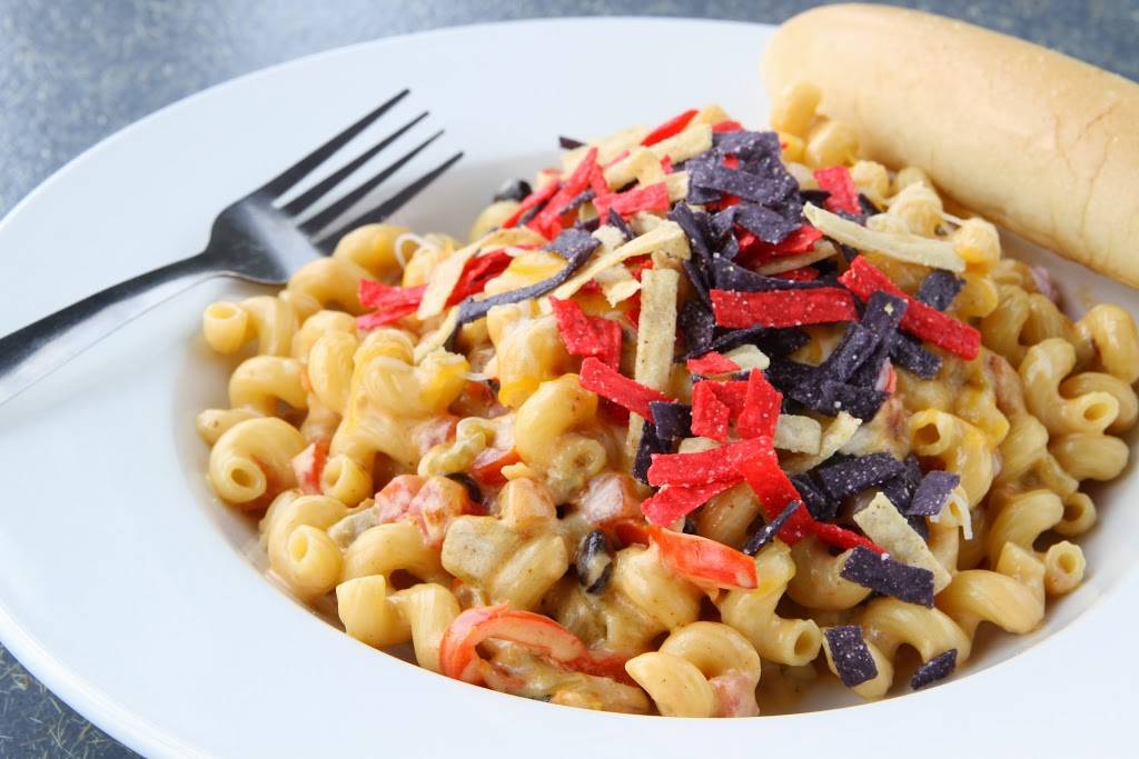 Newmans Pasta Cafe | restaurant | 2559 S 171st St, Omaha, NE 68130, USA | 4028842420 OR +1 402-884-2420