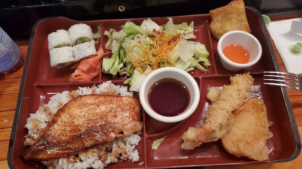 Juns | restaurant | 7660 State Line Rd, Prairie Village, KS 66208, USA | 9133414924 OR +1 913-341-4924