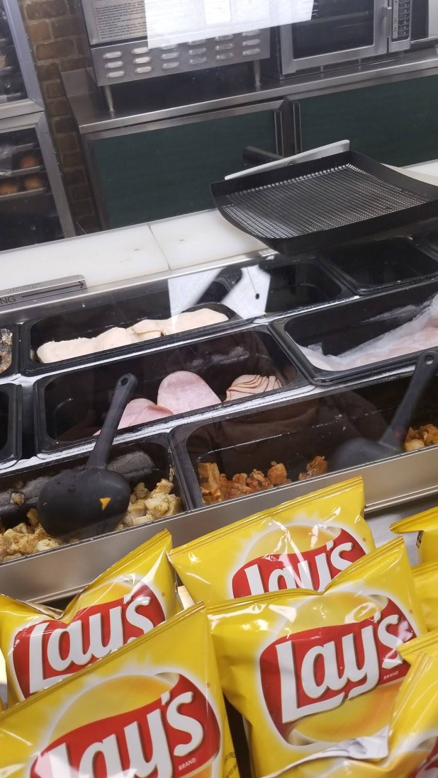 Subway Restaurants | restaurant | 3809 S Shaver St #170, Pasadena, TX 77504, USA | 7139433355 OR +1 713-943-3355