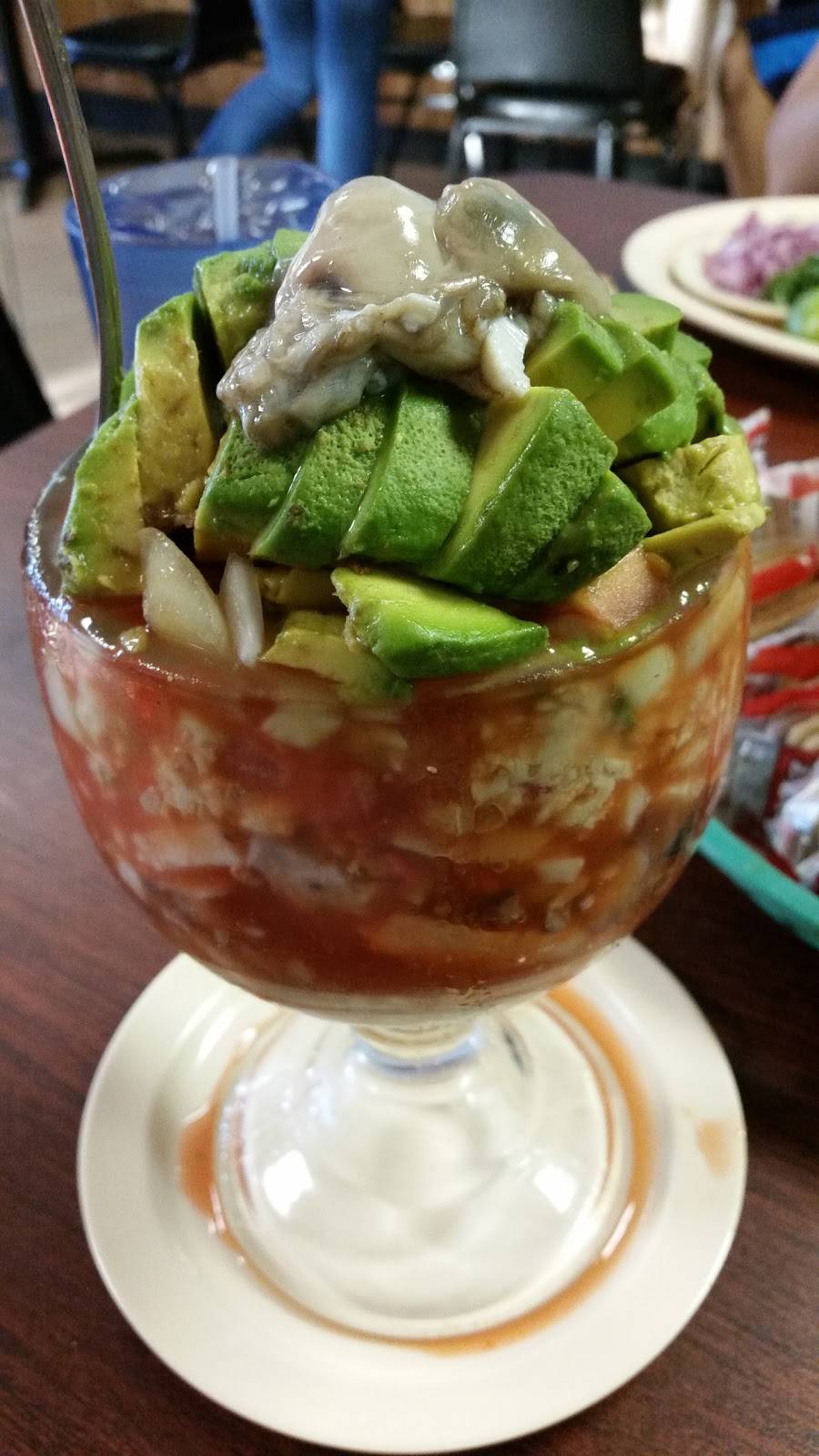 Las Islitas Mexican Restaurant | restaurant | 1550 S Federal Blvd unit a, Denver, CO 80219, USA | 3039368280 OR +1 303-936-8280