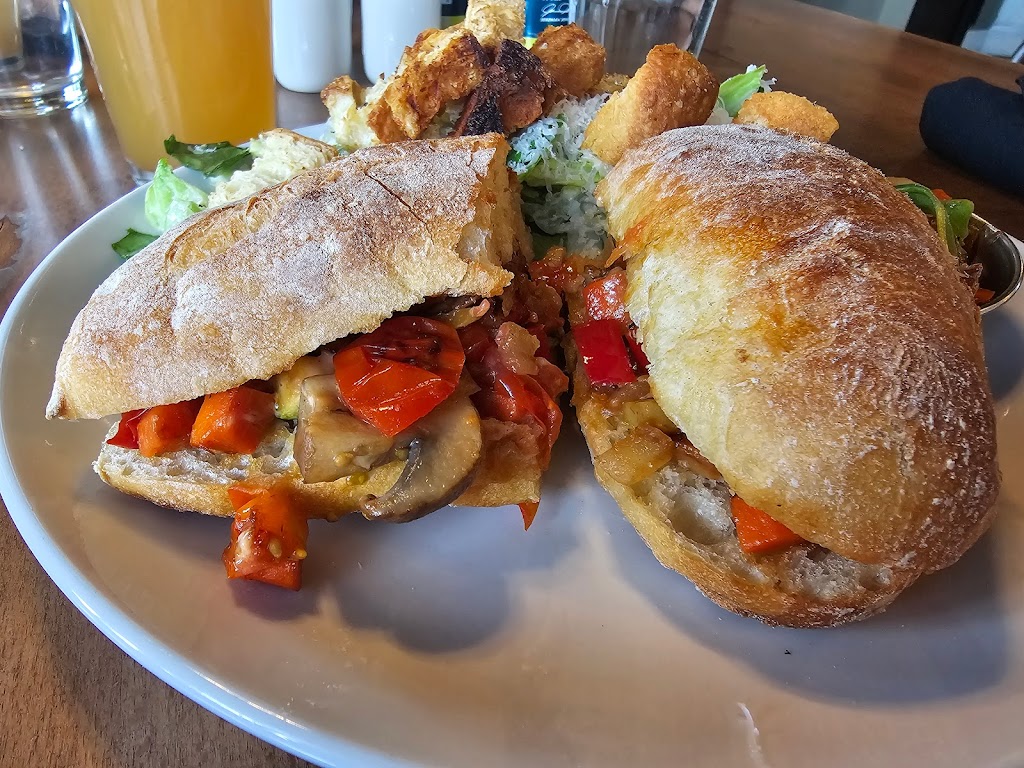 The Stuffed Olive | restaurant | 404 S Eagle Rd, Eagle, ID 83616, USA | 2089385185 OR +1 208-938-5185