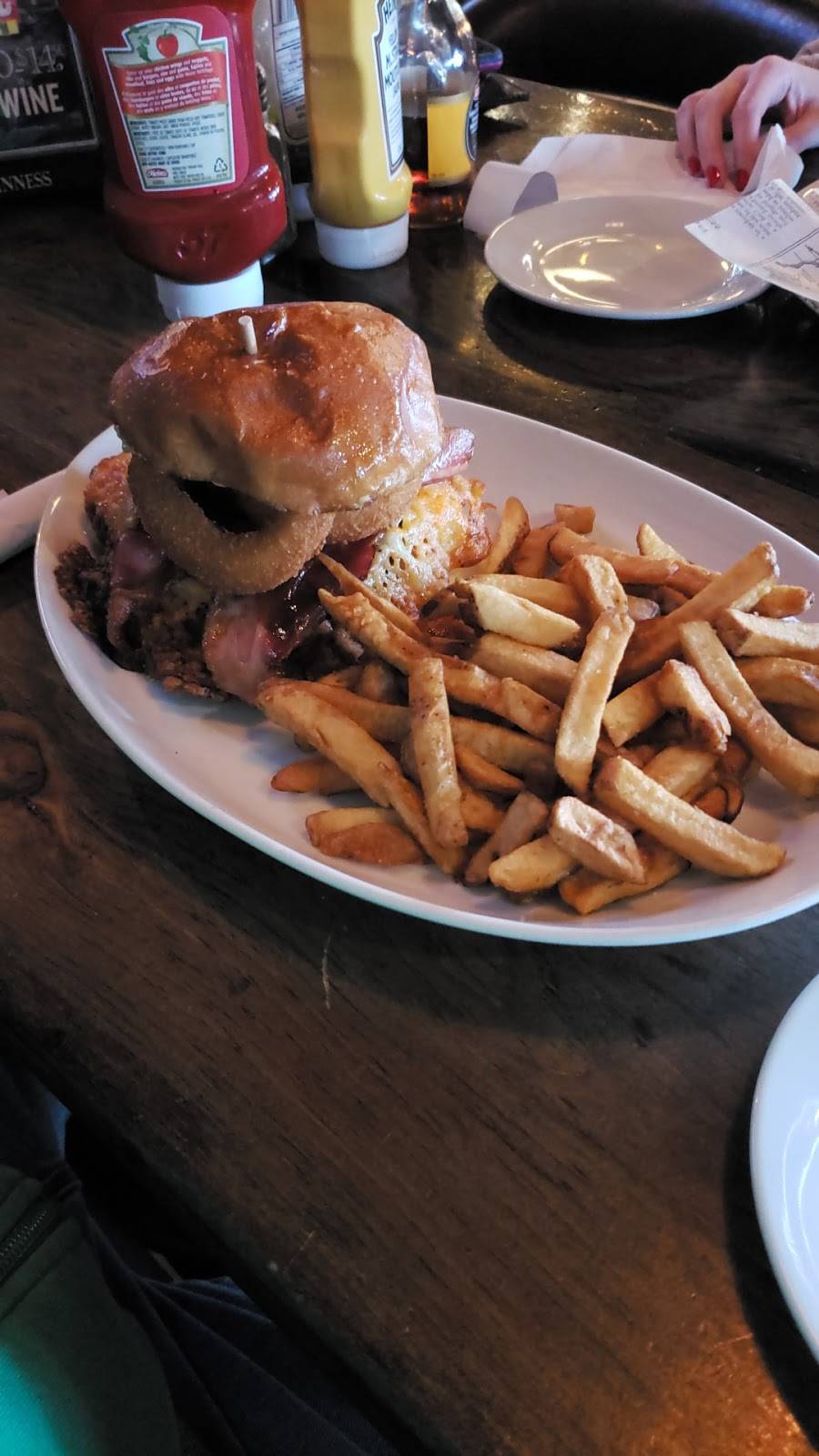 Fionn MacCools | restaurant | 3295 Fairview St Unit #9, Burlington, ON L7N 3N9, Canada | 2892930124 OR +1 289-293-0124