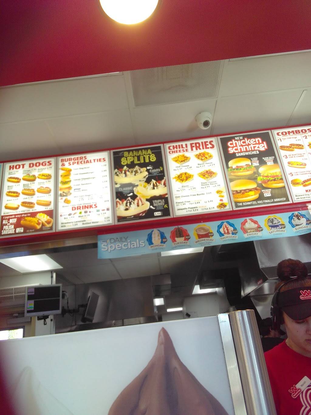 Wienerschnitzel | restaurant | 5100 Auburn Blvd, Sacramento, CA 95841, USA | 9163329404 OR +1 916-332-9404