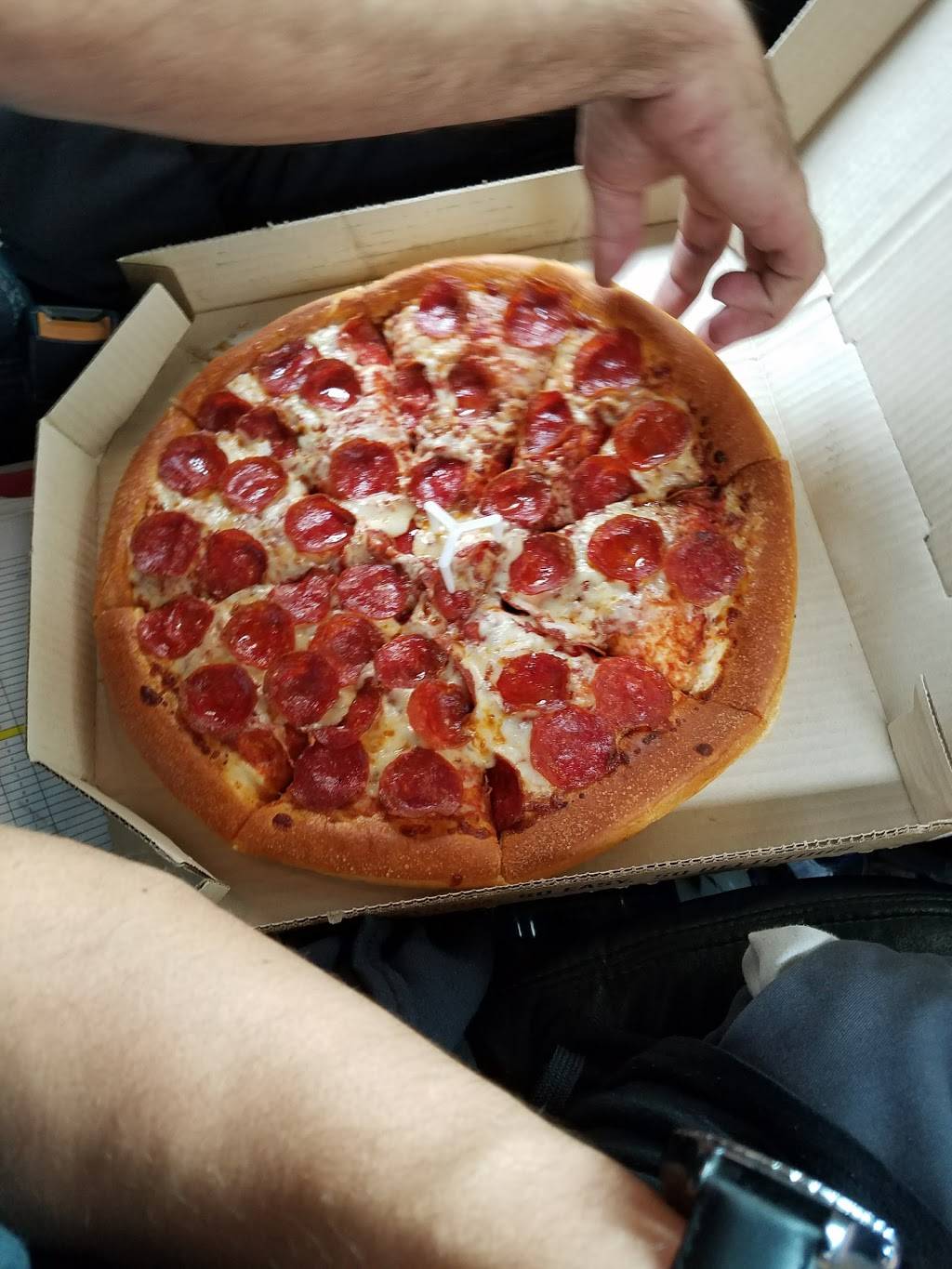 Pizza Hut | restaurant | 767 S State Rd 434 #1000, Altamonte Springs, FL 32714, USA | 4075225577 OR +1 407-522-5577