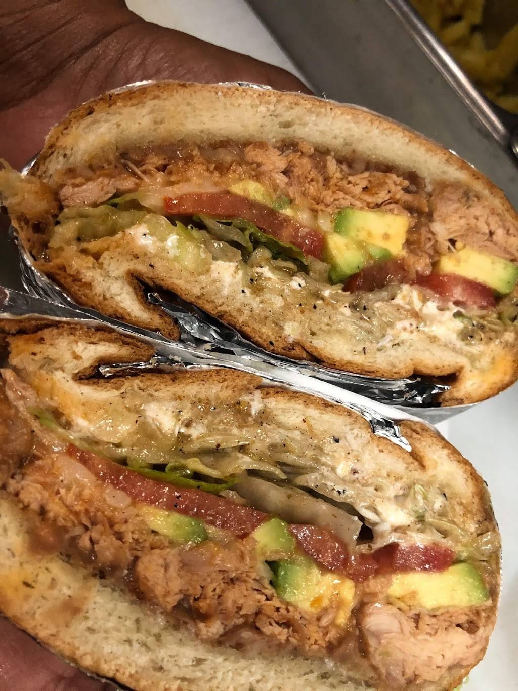 Santos El Rey del taco truck | restaurant | Winnetka Ave &, Vanowen St, Winnetka, CA 91306, USA | 8189436994 OR +1 818-943-6994