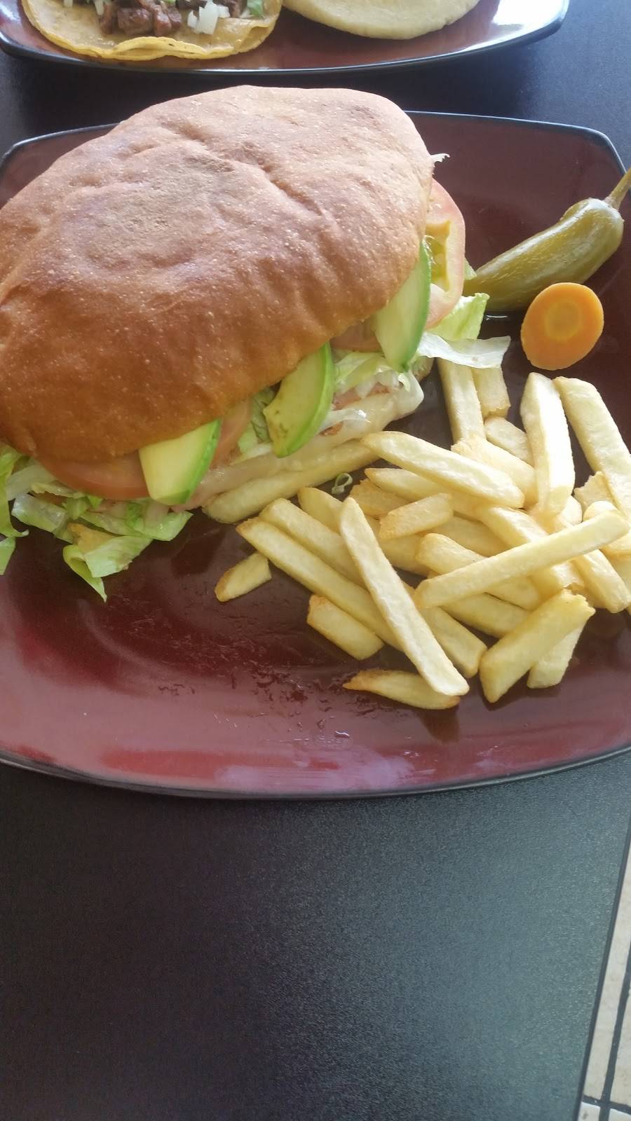 Gios Taqueria | restaurant | 1012 Webb Chapel Rd, Carrollton, TX 75006, USA | 9724161484 OR +1 972-416-1484