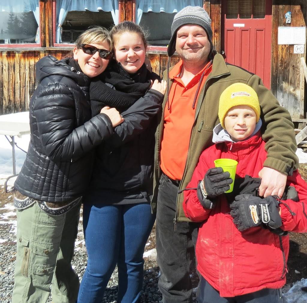 Érablière Au Tournant des Saisons | restaurant | 454 10e Rang E, Bonsecours, QC J0E 1H0, Canada | 4505325388 OR +1 450-532-5388