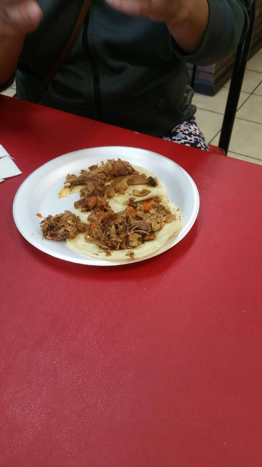 Tacos Carnitas Lindo Michoacan | restaurant | 26498 Base Line St, Highland, CA 92346, USA | 9098632991 OR +1 909-863-2991