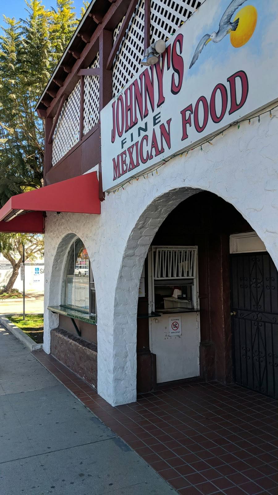 Johnnys Mexican Food | restaurant | 176 N Ventura Ave, Ventura, CA 93001, USA | 8056482021 OR +1 805-648-2021