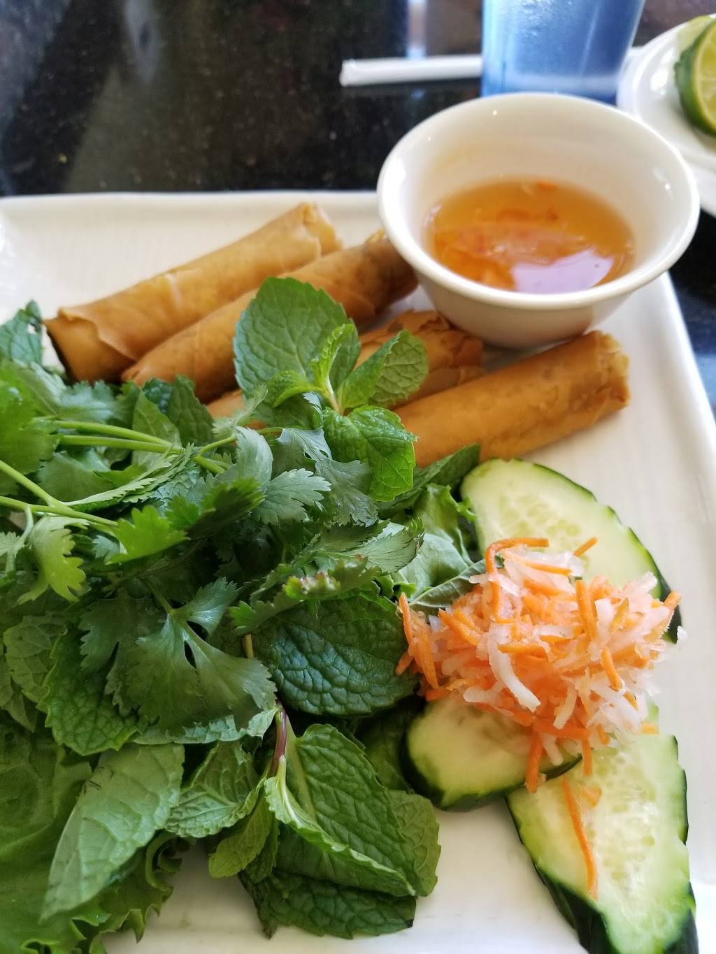 Phở Vu | restaurant | 34260 Monterey Ave, Palm Desert, CA 92211, USA | 7603241888 OR +1 760-324-1888
