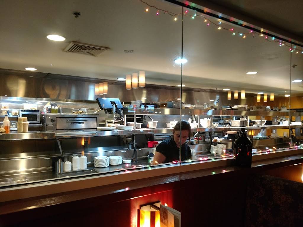 Gordon Biersch Brewery Restaurant | restaurant | 1 Walden Galleria P102, Cheektowaga, NY 14225, USA | 7166830050 OR +1 716-683-0050