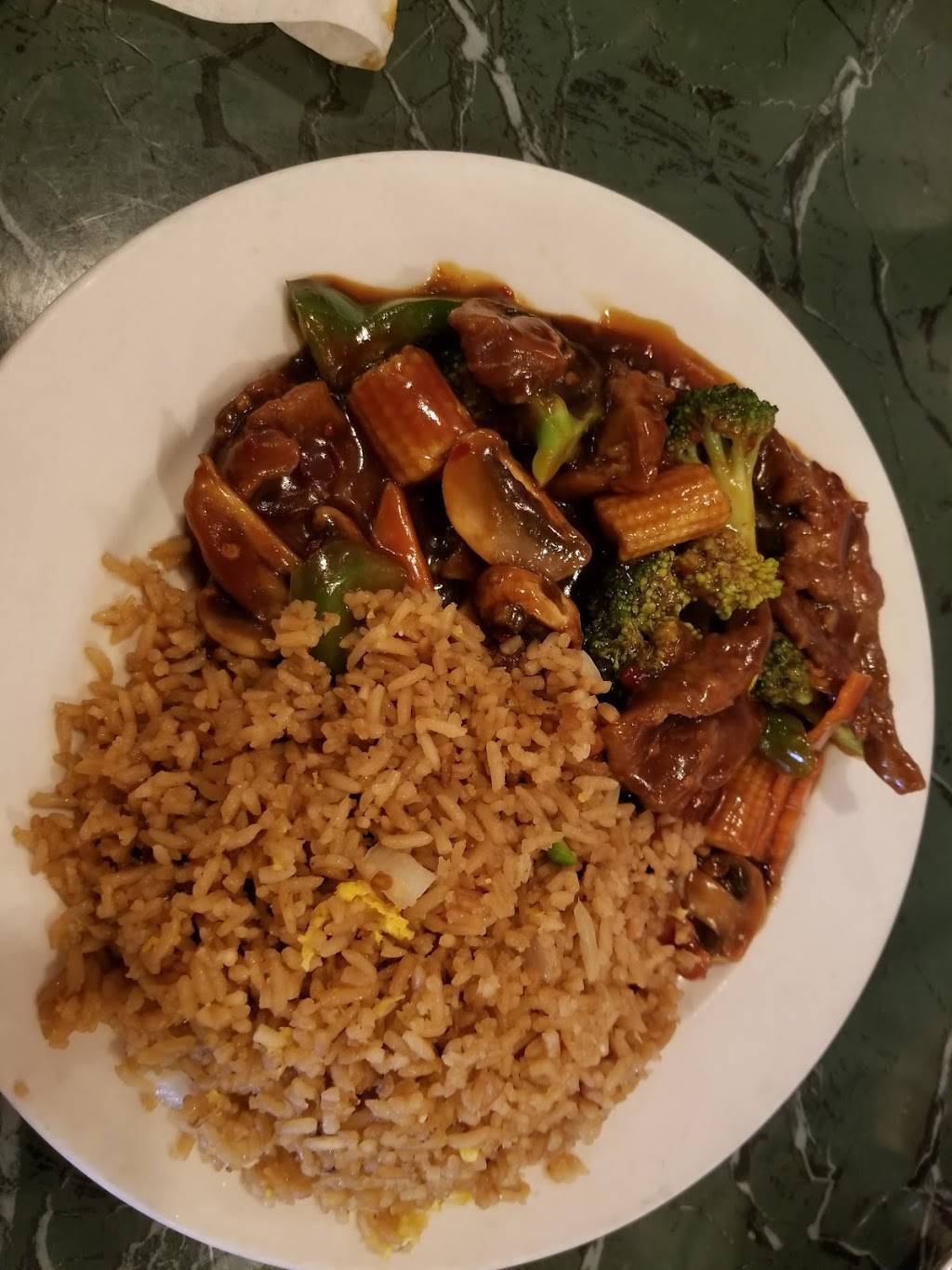 Blue Gibbon | restaurant | 1231 Tennessee Ave, Cincinnati, OH 45229, USA | 5136414100 OR +1 513-641-4100