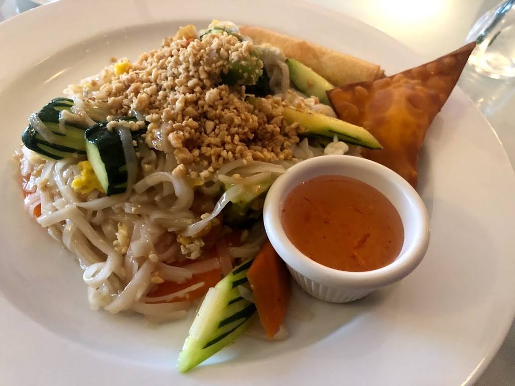 Taste of Siam | restaurant | 499 Main St, Stoneham, MA 02180, USA | 7814384001 OR +1 781-438-4001
