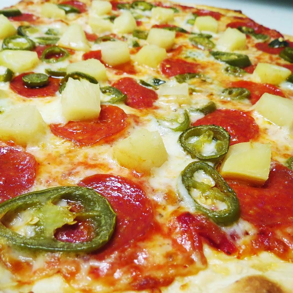 Nickys Pizza | meal delivery | 1735 Calumet Dr, Sheboygan, WI 53081, USA | 9204576425 OR +1 920-457-6425