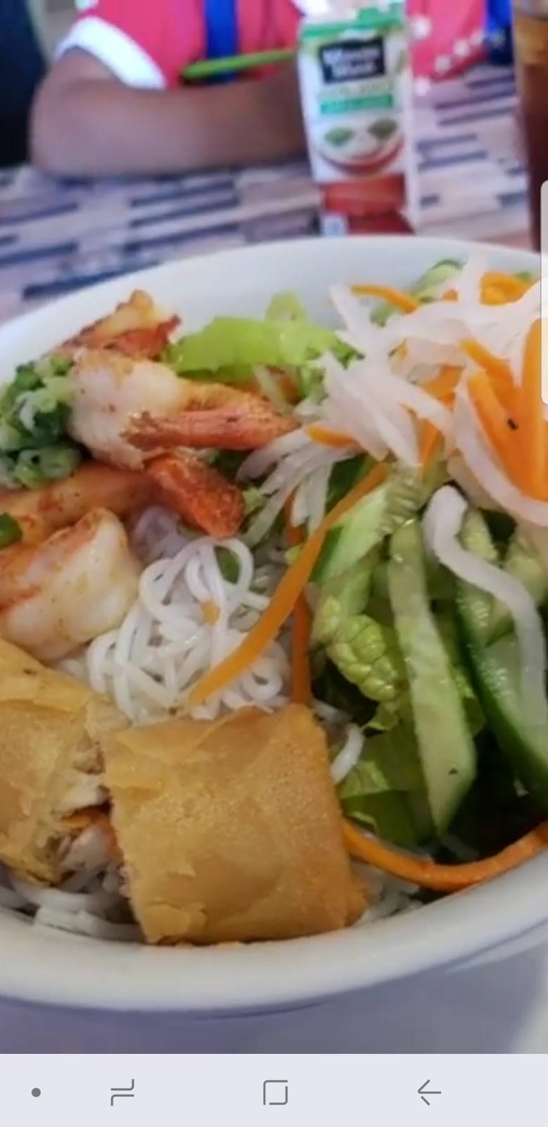 Signature Pho & Desserts | restaurant | 17600 Collier Ave # A102, Lake Elsinore, CA 92530, USA | 9512282888 OR +1 951-228-2888