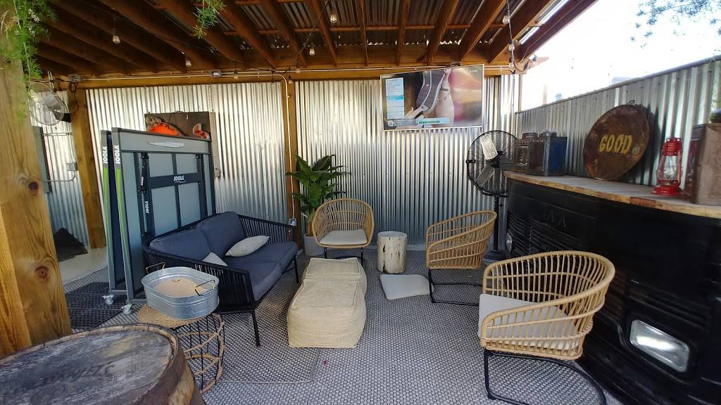 The Camp | restaurant | 5909 University Dr NW, Huntsville, AL 35805, USA | 2567637877 OR +1 256-763-7877