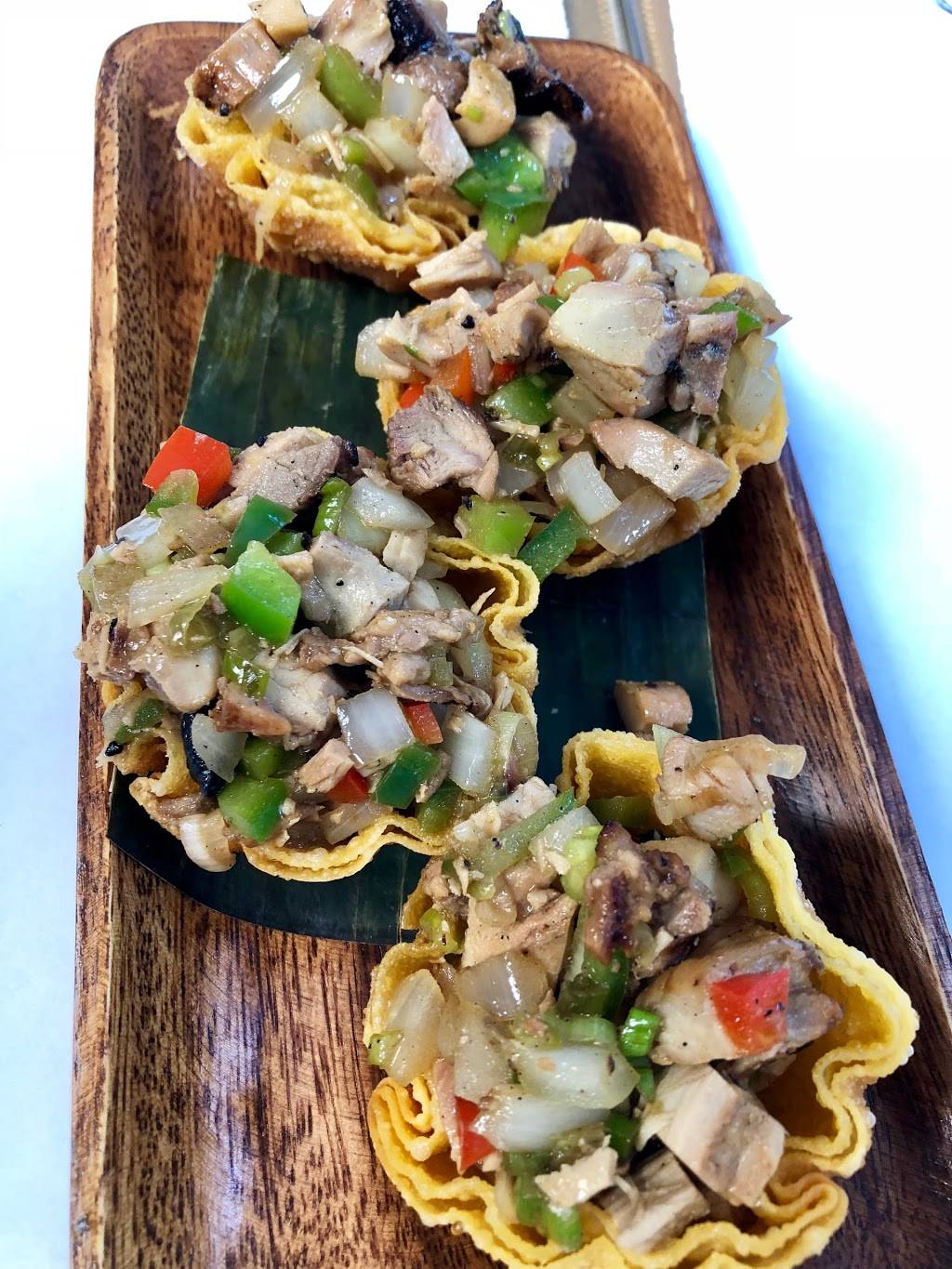 Phil-Am Kusina | restaurant | 556 Tompkins Ave, Staten Island, NY 10305, USA | 7187273663 OR +1 718-727-3663