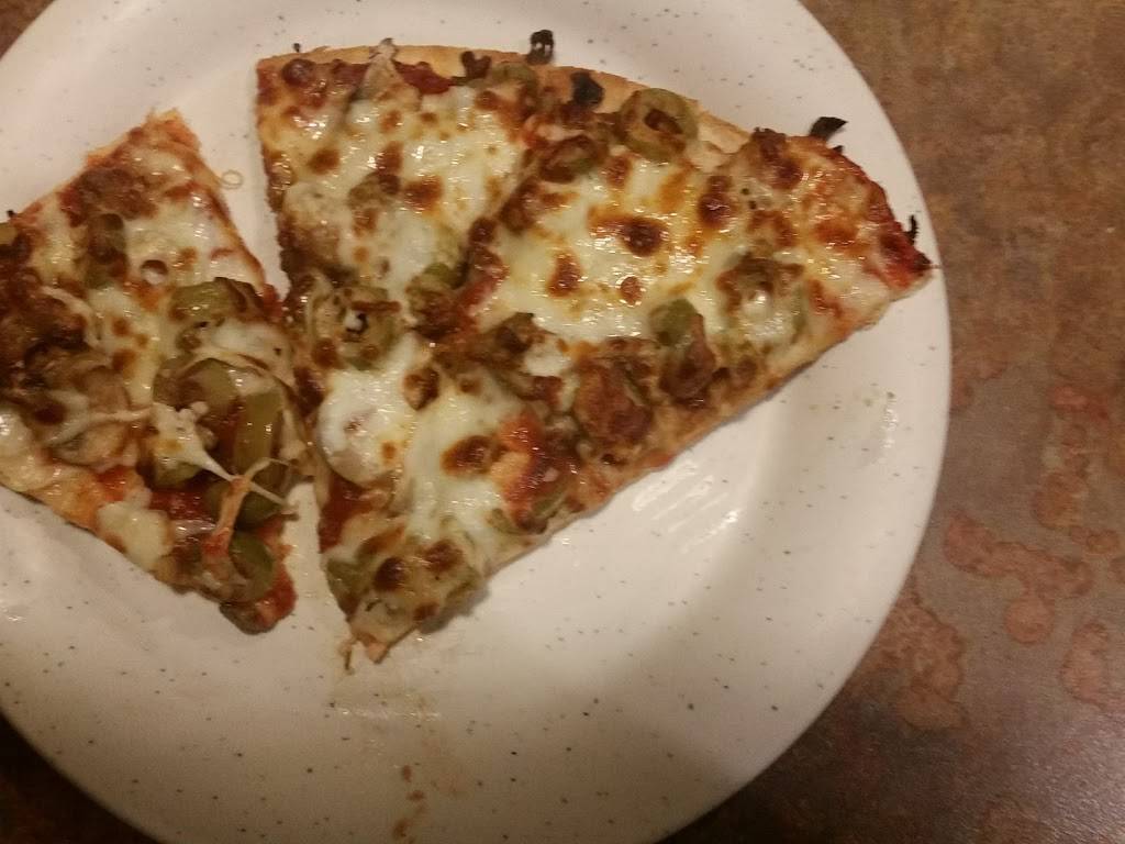 Pizza Ranch | meal delivery | 2905 New Pinery Rd, Portage, WI 53901, USA | 6085661750 OR +1 608-566-1750