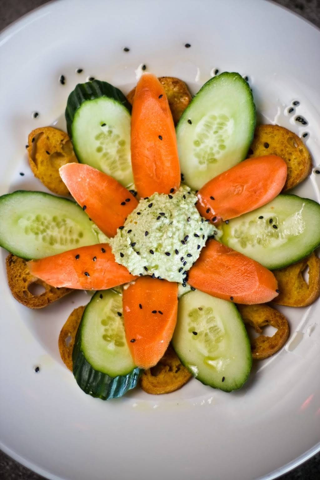 Blue Sushi Sake Grill | night club | 7859 Walnut Hill Ln STE 180, Dallas, TX 75230, USA | 9726777887 OR +1 972-677-7887