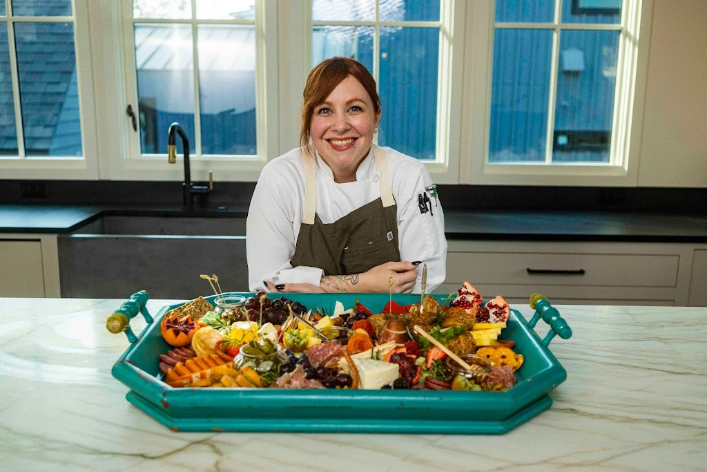 Discovereats | restaurant | 2606 Ellise Ave, Austin, TX 78757, USA | 5126578556 OR +1 512-657-8556