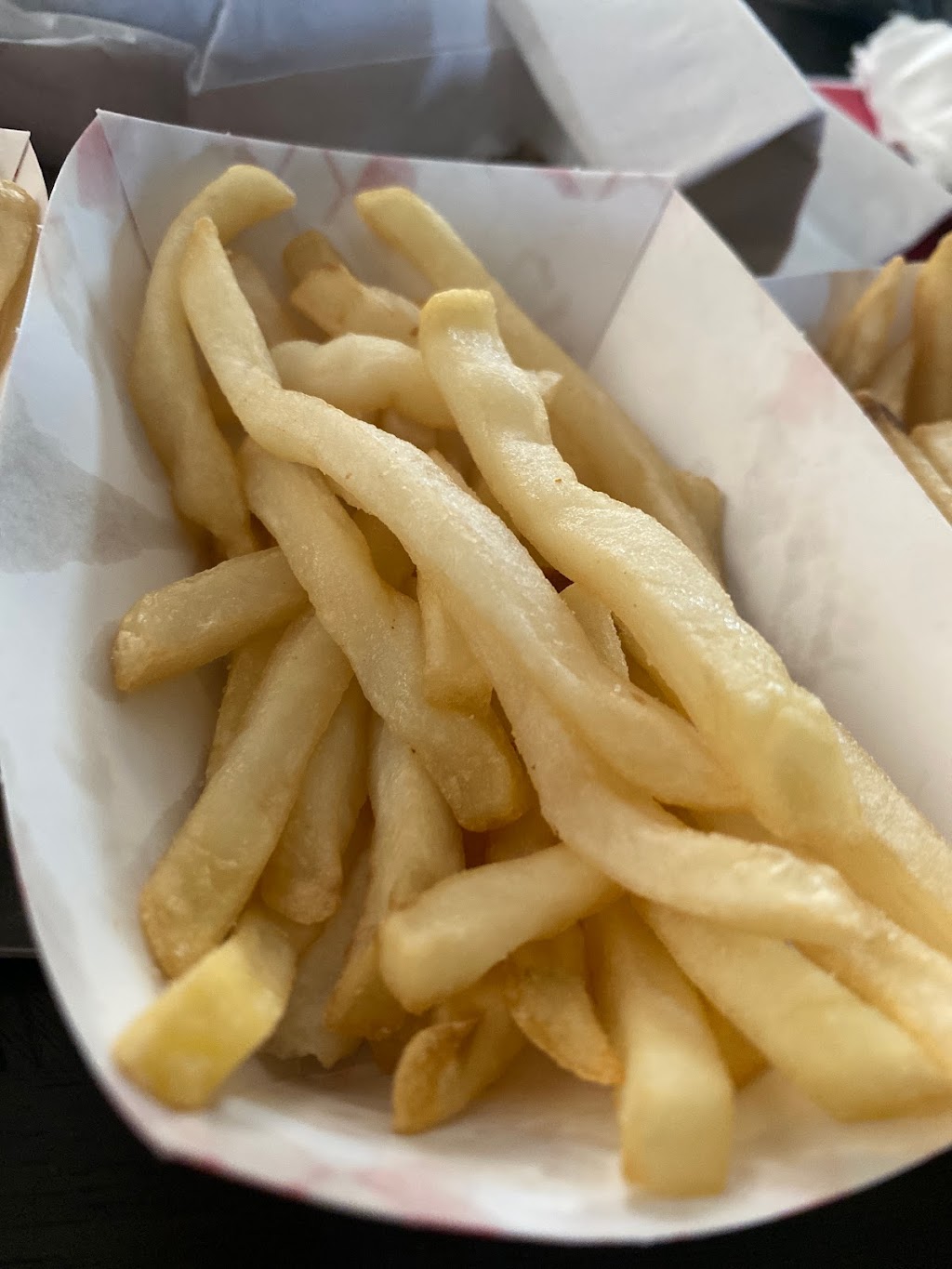 Buzzys Drive-In | restaurant | 111 Tilbury Dr, Kearny, AZ 85137, USA | 5203637371 OR +1 520-363-7371