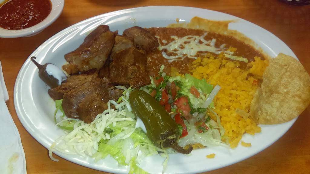 El Molcajete Mexican Restaurant | restaurant | 226 N 4th St, Chillicothe, IL 61523, USA | 3092744213 OR +1 309-274-4213