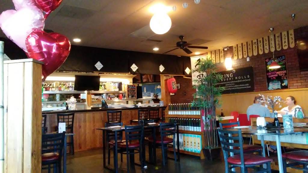 Rolling Moon Restaurant | restaurant | 40575 California Oaks Rd D-1, Murrieta, CA 92562, USA | 9517043345 OR +1 951-704-3345