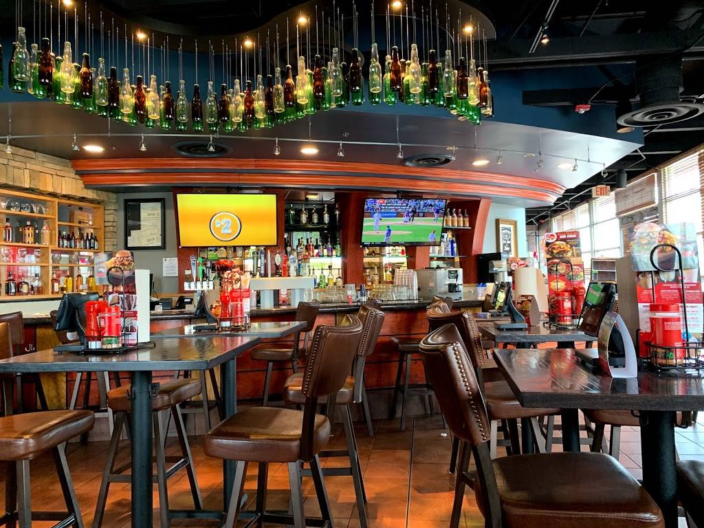Red Robin Gourmet Burgers and Brews | restaurant | 5550-3 Whittlesey Blvd, Columbus, GA 31909, USA | 7066496419 OR +1 706-649-6419