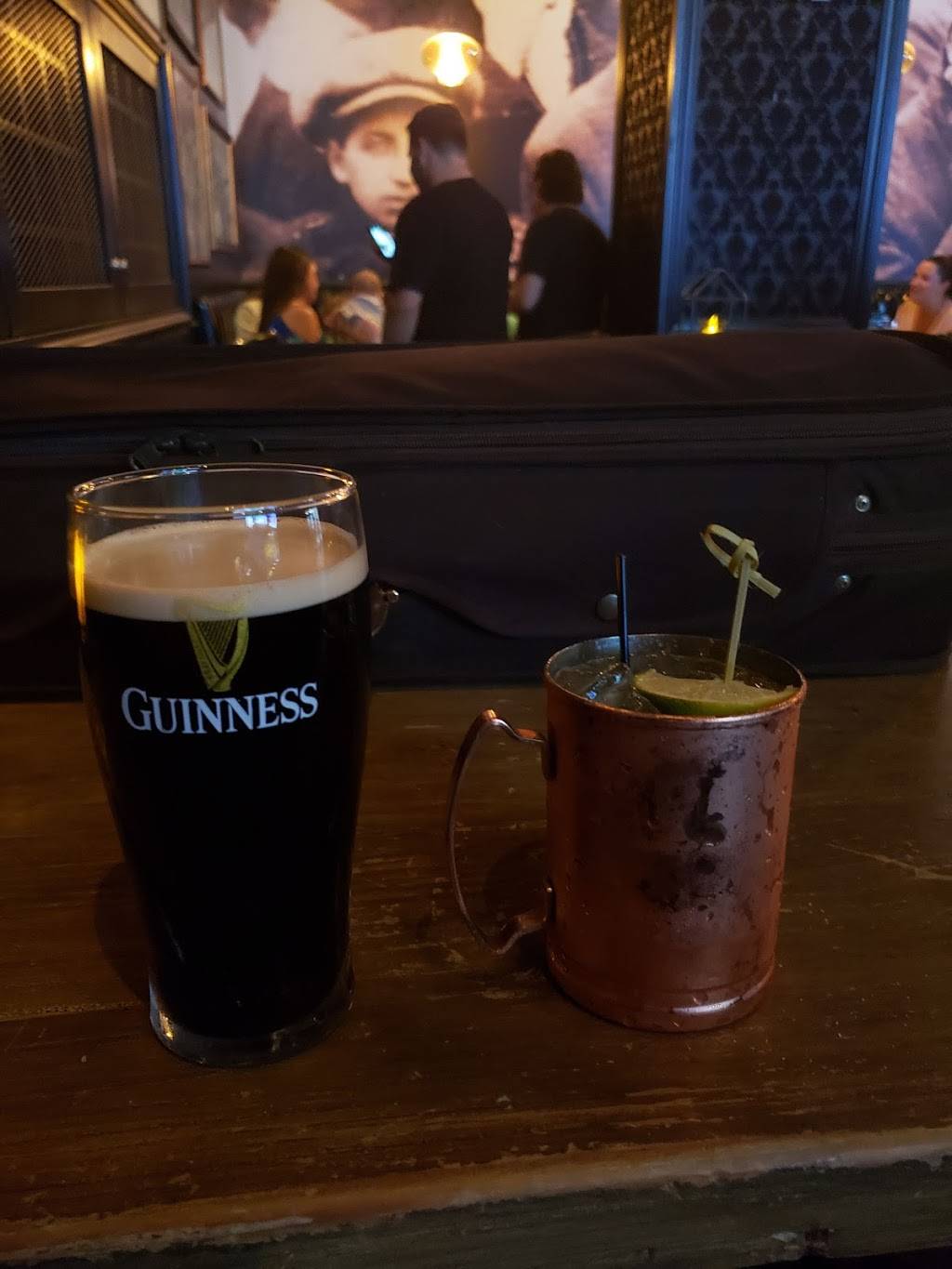 Ritchie McNeelys | restaurant | 2235 Village Walk Dr #147, Henderson, NV 89052, USA | 7023072714 OR +1 702-307-2714